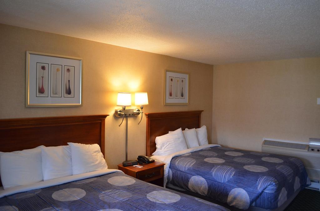 Hyannis Host Inn 외부 사진